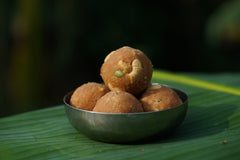 Gond Laddu
